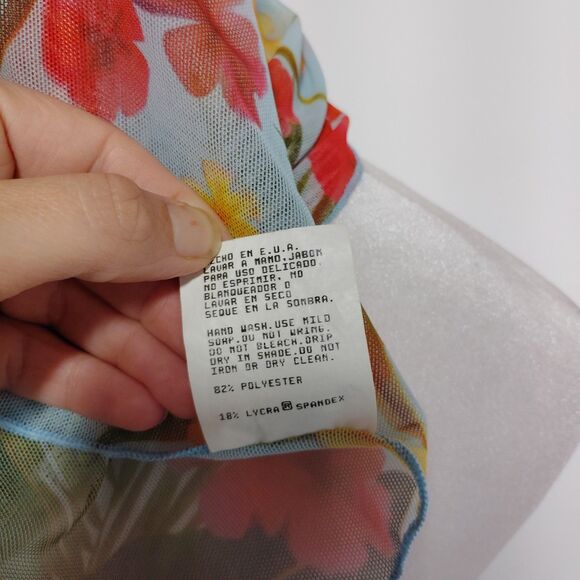 Vintage Guess Floral Scarf Bright Rectangle Y2K 90s Style Lightweight Accent - Picture 5 of 5